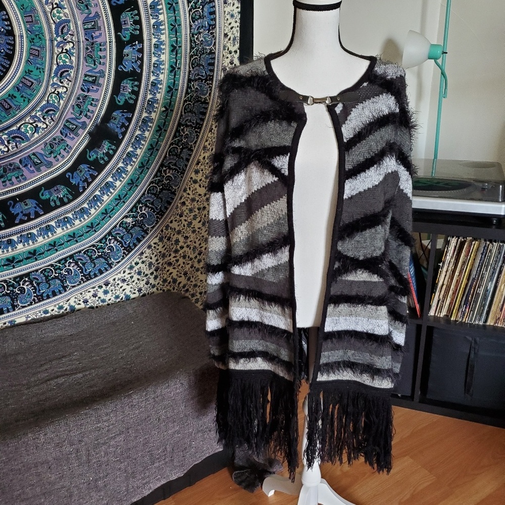 BCBGMaxazria Textured Fringe Cape